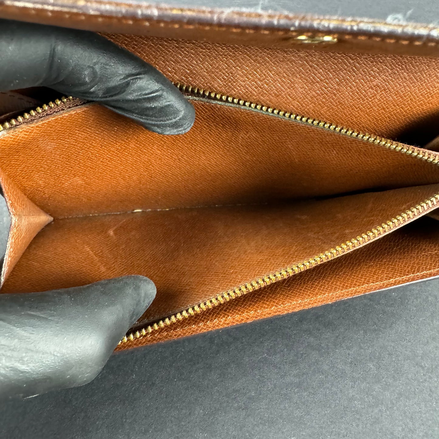 LOUIS VUITTON GELDBÖRSE SARAH