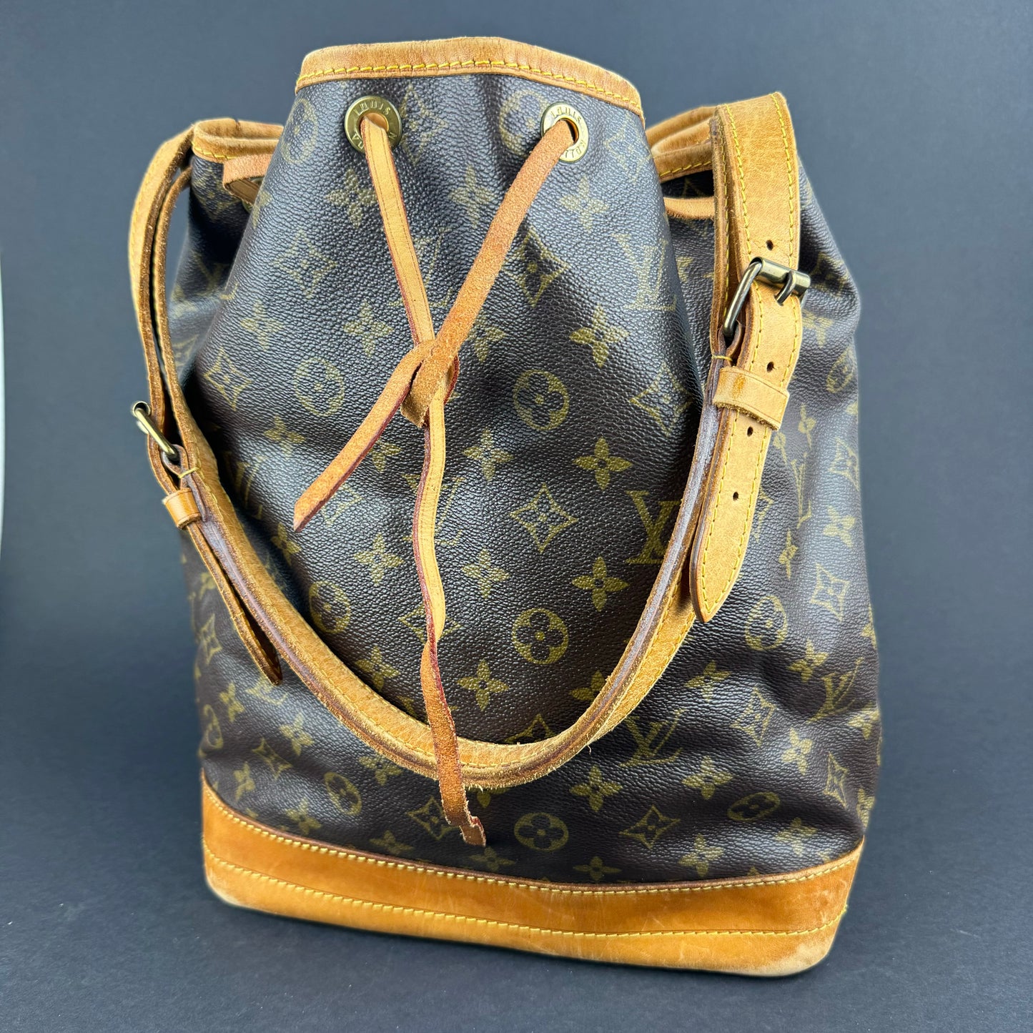 LOUIS VUITTON SAC NOE GRANDE