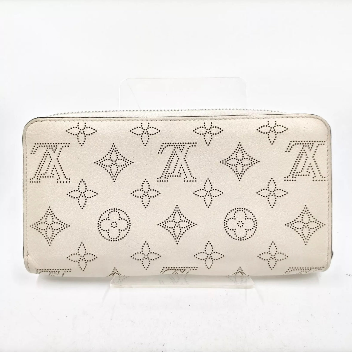 LOUIS VUITTON MAHINA WHITE PORTEMONNAIE WALLET