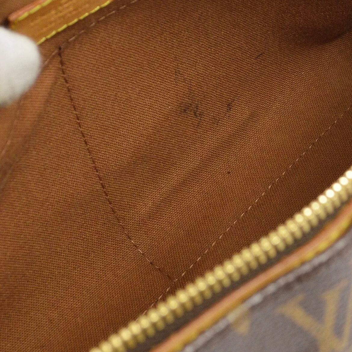 LOUIS VUITTON POPINCOURT CROSSBODY